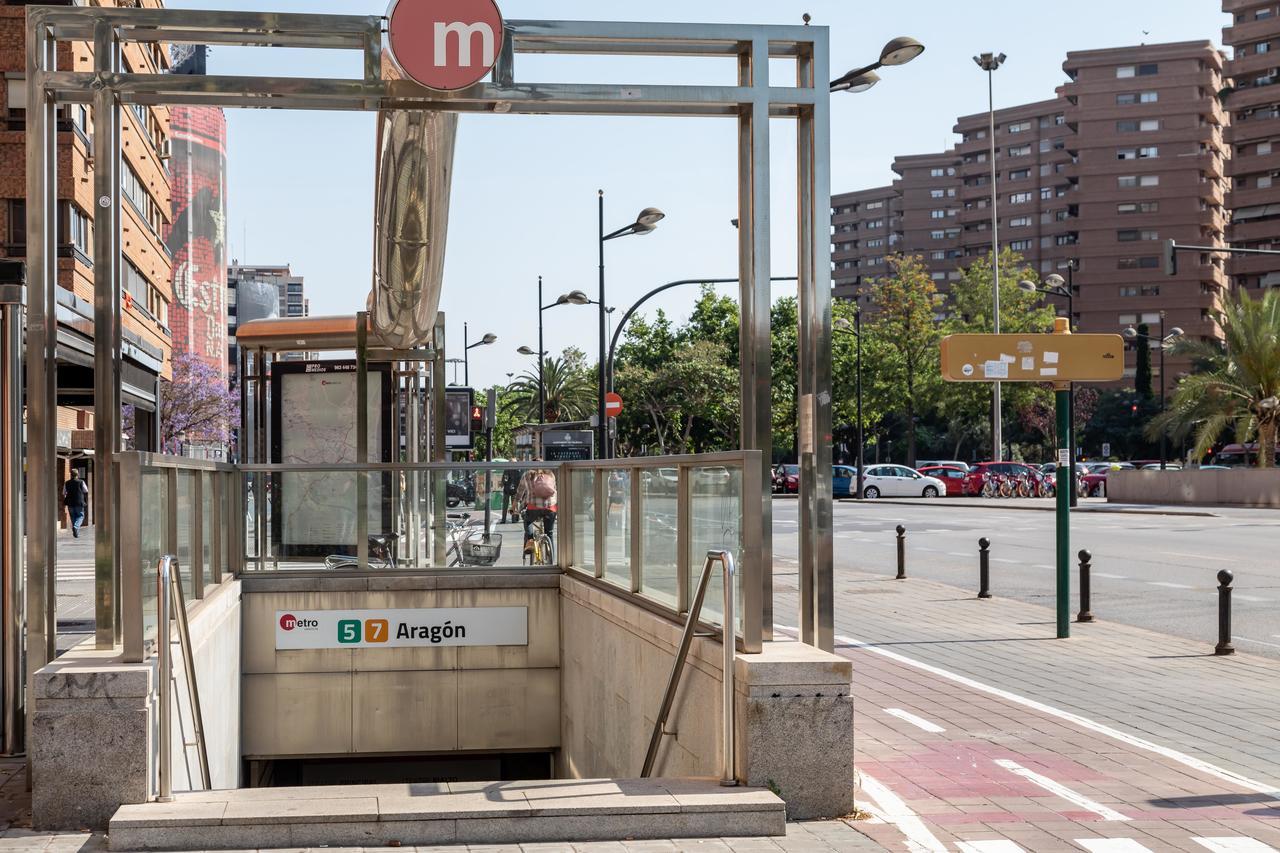 Travel Habitat Mestalla Valência Exterior foto