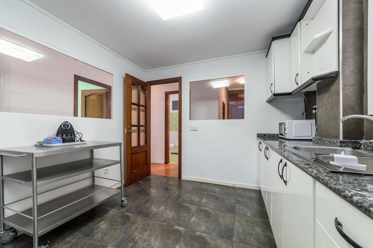 Travel Habitat Mestalla Valência Exterior foto